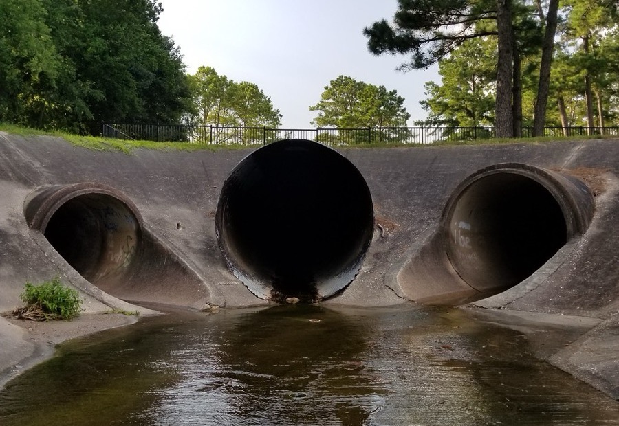 Commercial parking lot catch basin array draining surface water
